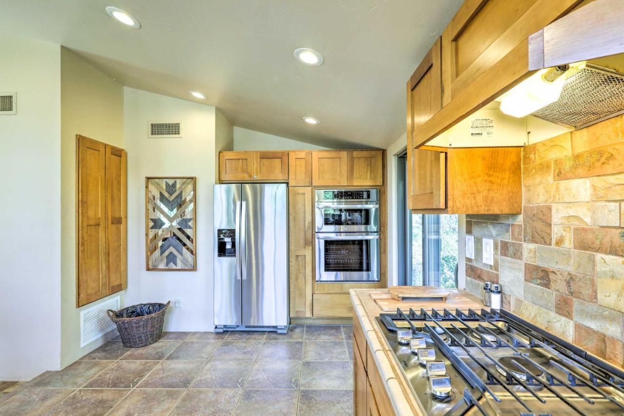 Bright Sedona Home With Deck And Mountain Views! Eksteriør bilde