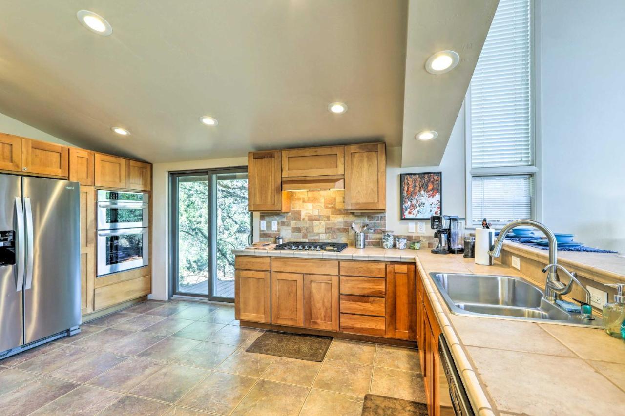 Bright Sedona Home With Deck And Mountain Views! Eksteriør bilde